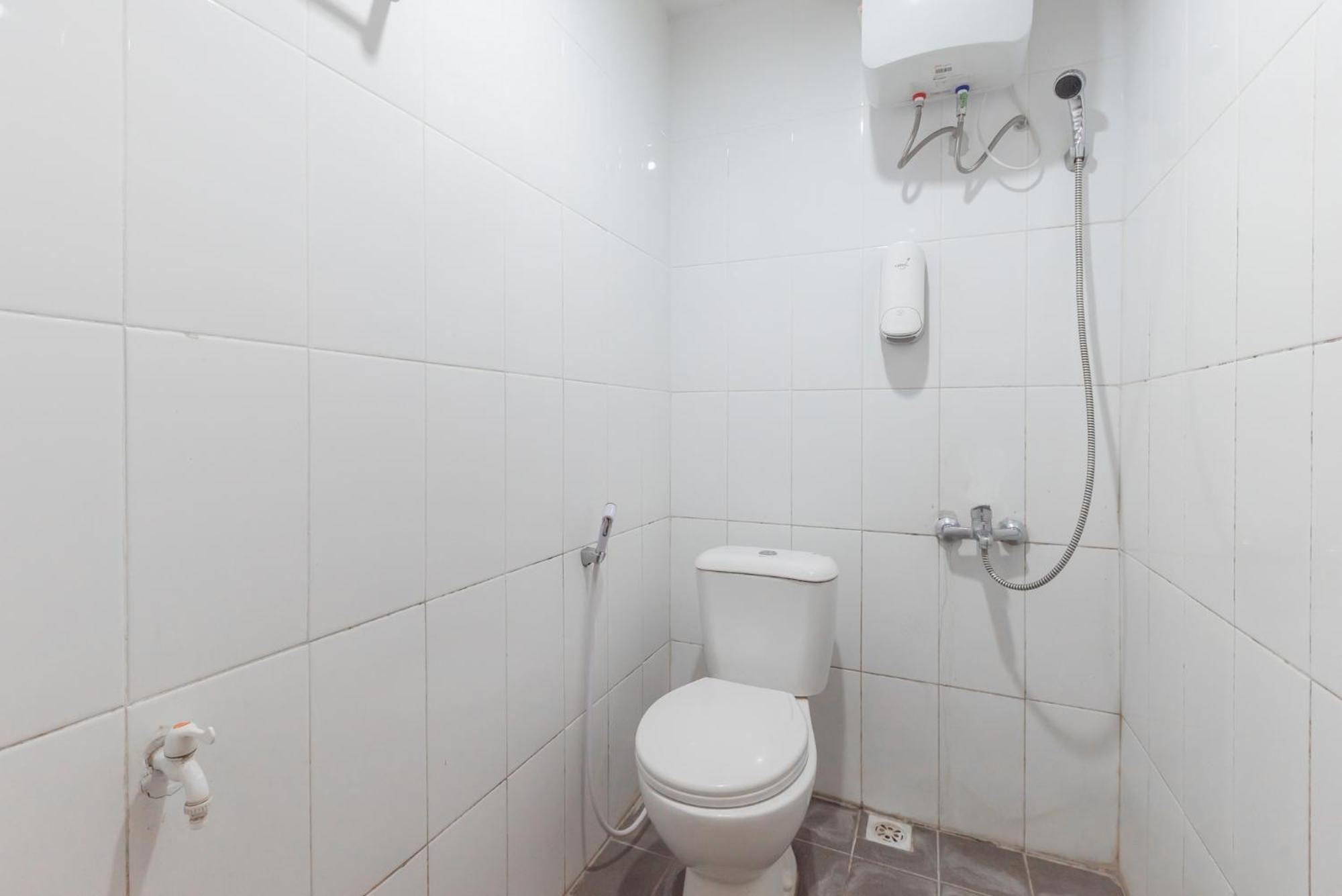 Hotel Urbanview Near Noah'S Park Lembang Bandung Exterior foto