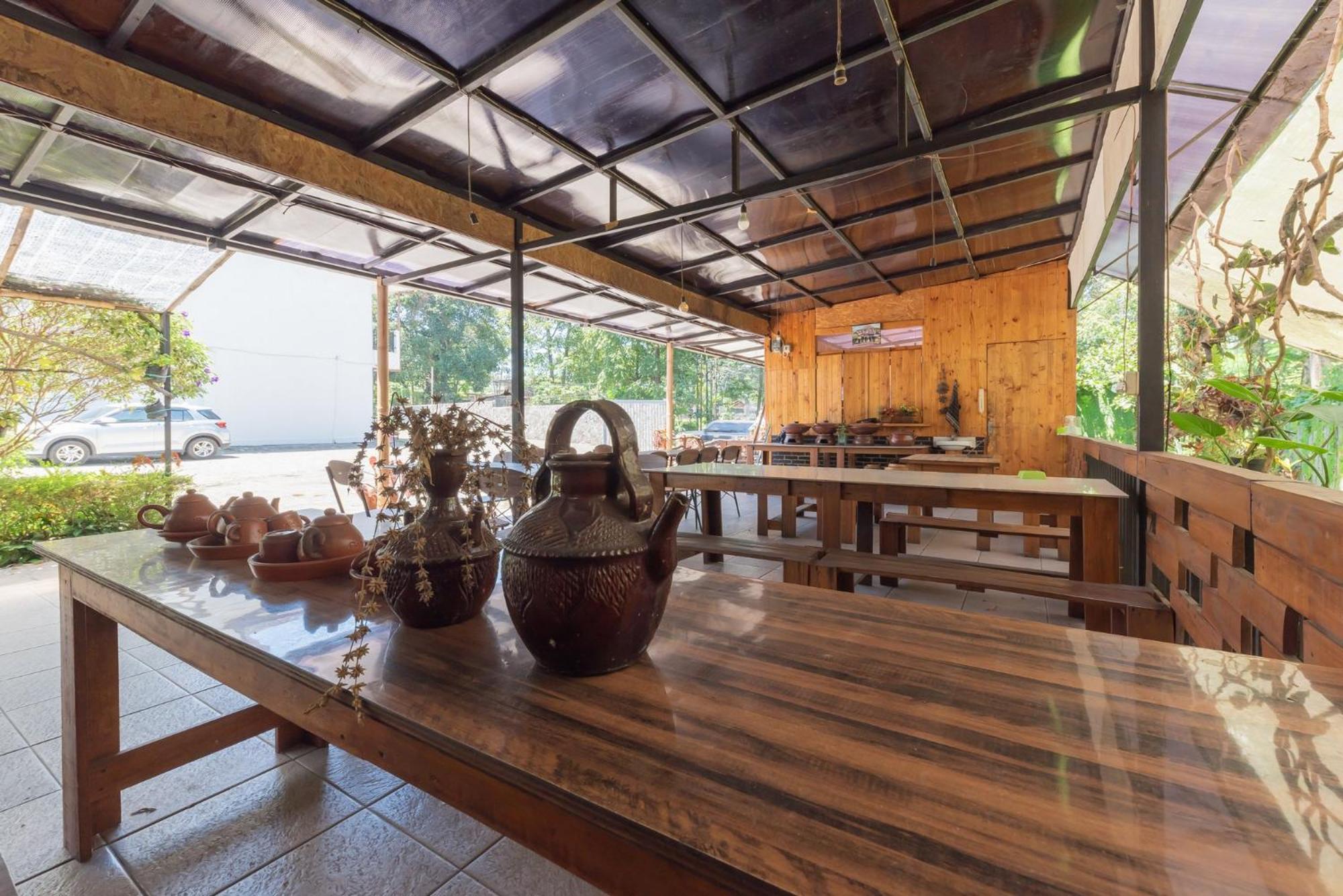 Hotel Urbanview Near Noah'S Park Lembang Bandung Exterior foto
